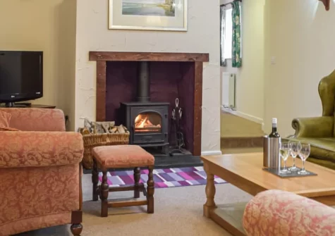 Cowslip Cottage, Keeston
