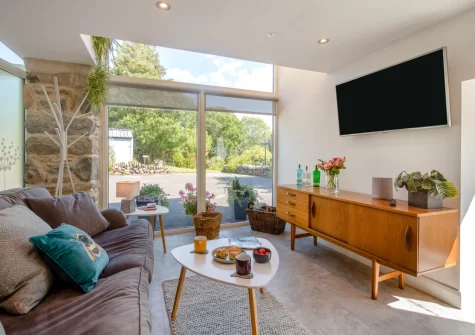 The living area at Cuddfan Idris, Llanelltyd