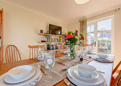 The dining room at Curlew House, Broad Haven