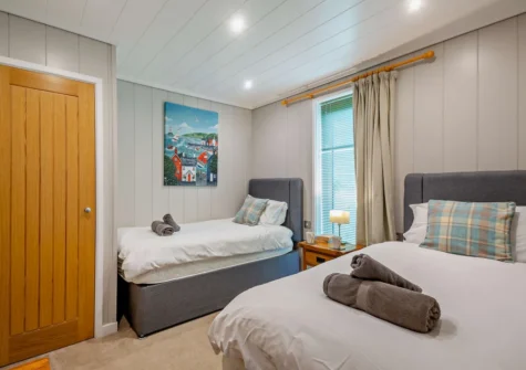Bedroom #2 at Dragonfly Lodge, Tyn-y-Groes