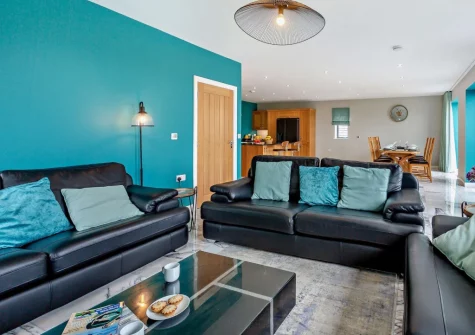 The living area at Dwyryd Estuary View, Talsarnau