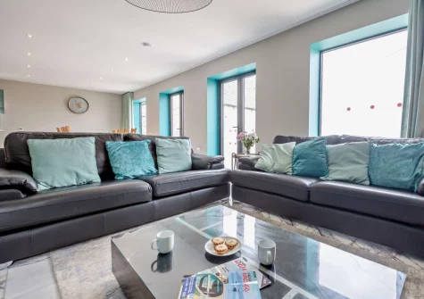The living area at Dwyryd Estuary View, Talsarnau