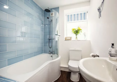 The bathroom at Ein Lle, Tenby