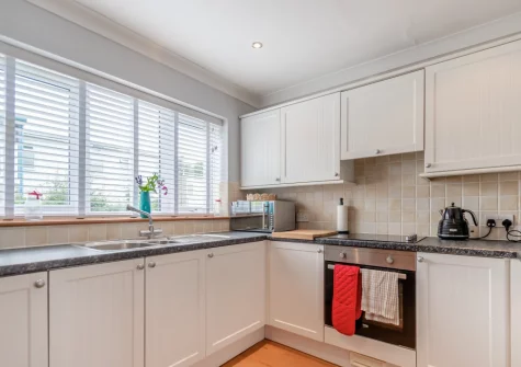 The kitchen at Freshwater Sea View, Freshwater East