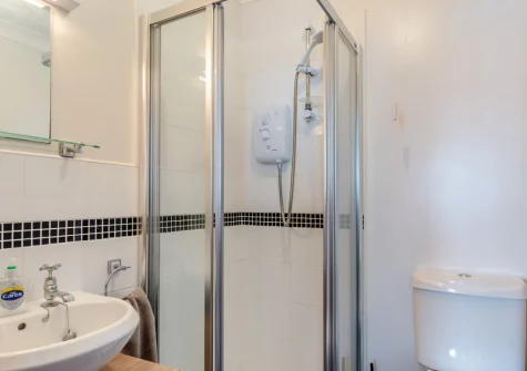 Bedroom #1 en-suite shower room at Freshwater Sea View, Freshwater East