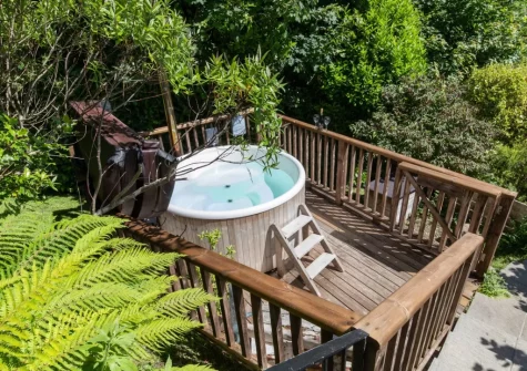 The wood-fired hot tub at Glendale, Saundersfoot