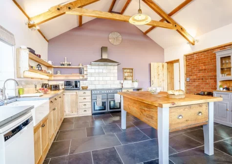 The kitchen at Glowty Newydd, Llandissilio
