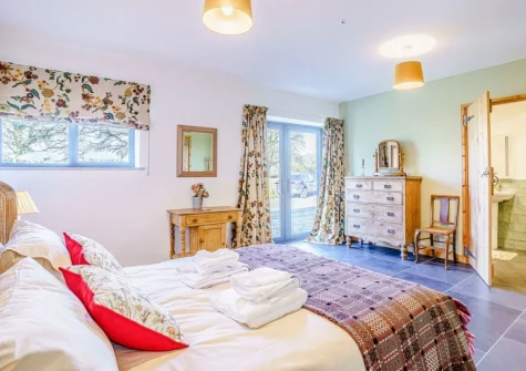 Bedroom #1 at Glowty Newydd, Llandissilio