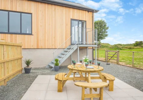patio, barbecue & alfresco dining area