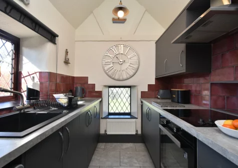 The kitchen at Hafan Penrhyn, LLanrhian