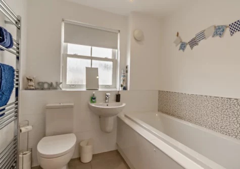 The bathroom at Hafan, Saundersfoot
