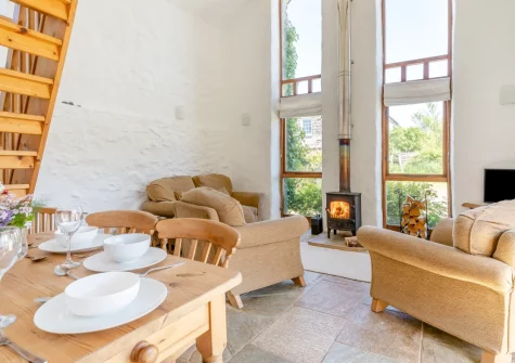 The living & dining area at Harmony Cottage, Trefasser