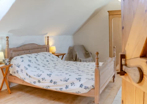 Bedroom #1 at Harmony Cottage, Trefasser