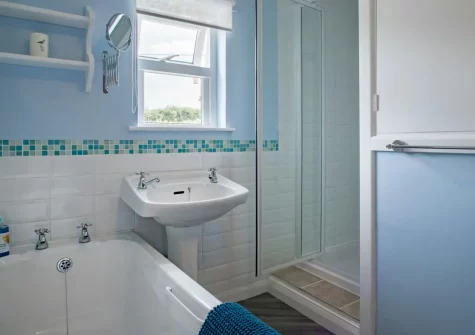 The bathroom at Hawthorn Cottage at Woodlands Farm, Little Haven