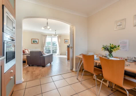 The kitchen & dining area at Heddfan, Broad Haven
