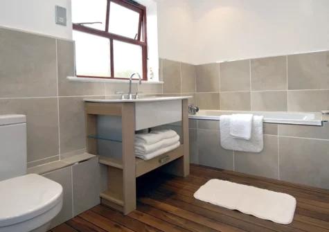 Bathroom #1 at Heritage House, Stepaside