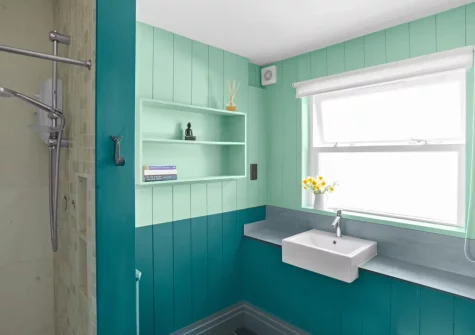 The shower room at Holly Cottage at Woodlands Farm, Little Haven