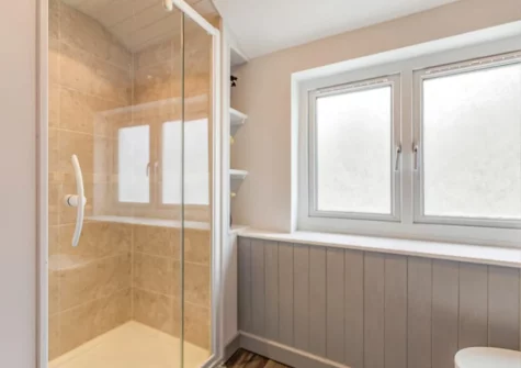 Bedroom #1 en-suite shower room at Incline Villa, Saundersfoot