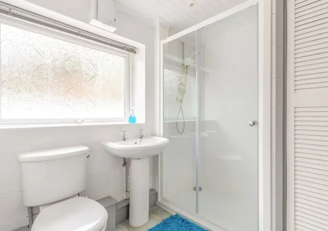 The shower room at Incline Villa, Saundersfoot