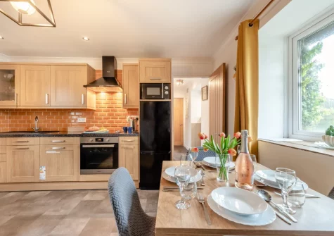 The kitchen & dining area at Keepers Cottage at East Tarr Farm, St Florence