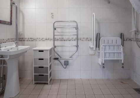 The wet room at Lilac Cottage, Amroth