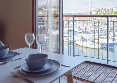 The dining area at Marina Retreat, Milford Haven
