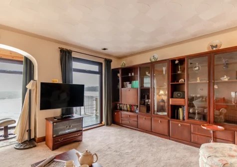 The living area at Mariners Reach, Saundersfoot