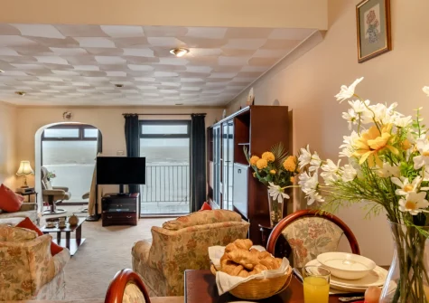 The living & dining area at Mariners Reach, Saundersfoot