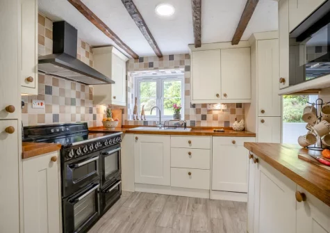 The kitchen at Miners Arms Cottage, Stepaside