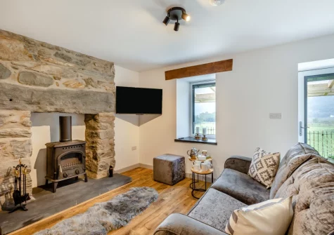 The living room at Minffordd, Penmaenpool