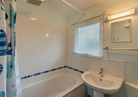 The bathroom at Morning Tide, Burton Ferry