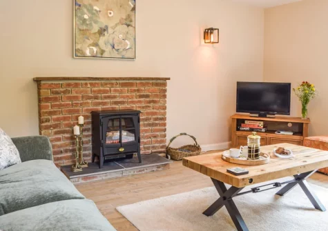 The living room at Mutton Hill Cottage, Pembroke