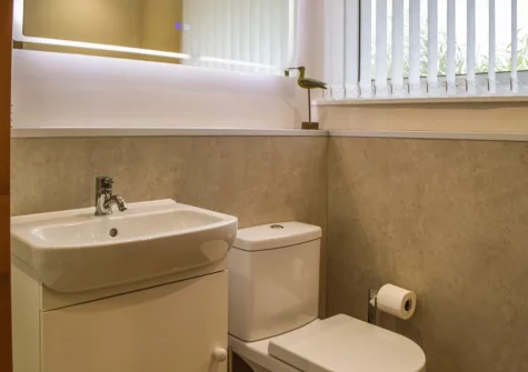 The shower room at Mutton Hill Cottage, Pembroke