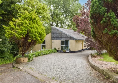 Mutton Hill Cottage offers the perfect retreat for those seeking a peaceful escape