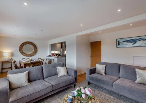 The living area at Nyth yr Wylan, Aberdovey