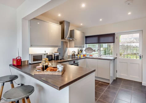The kitchen at Nyth yr Wylan, Aberdovey
