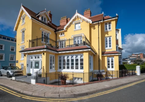 Ocean House is a fabulous Grade II-listed Georgian townhouse nestled just moments away from the shores of Tenby