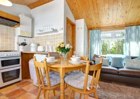The kitchen & dining area at Old Gardeners Lodge, Saundersfoot