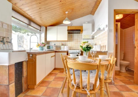 The kitchen & dining area at Old Gardeners Lodge, Saundersfoot