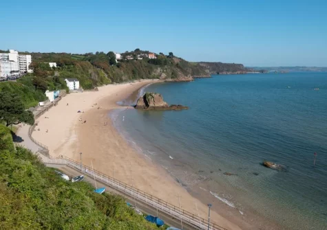 Park Place Court 3 Plas Bach is an ideal base for exploring Tenby's beautiful golden sand beaches & everything the town has to offer