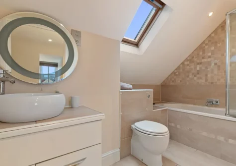 Bedroom #1 en-suite at Park Place Court, Tenby