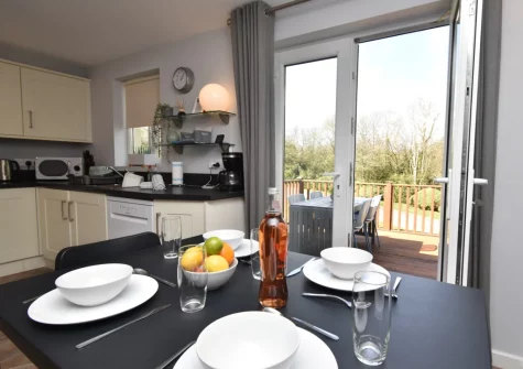 The dining area at Passion Flower Cottage, Redberth