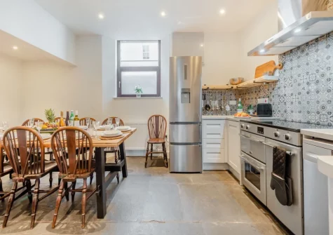 The kitchen & dining area at Pembroke House, Tenby