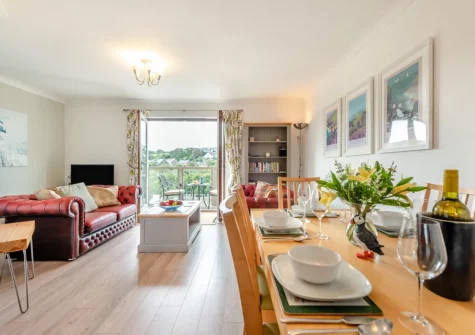 The living & dining area at Pufflings, Broad Haven