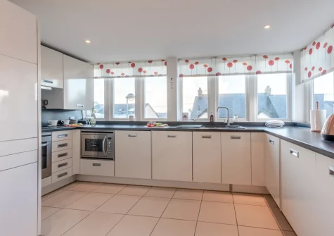The kitchen at Rhodewood Apartment, Saundersfoot