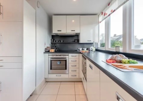 The kitchen at Rhodewood Apartment, Saundersfoot