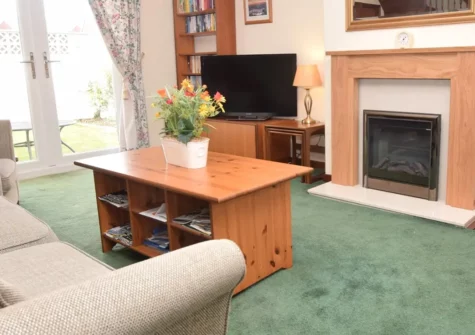 Ropeyard Cottage, Fishguard is a cosy 3-bedroom semi-detached cottage, boasting an enclosed private garden and easy access to shops, restaurants, and the breathtaking Pembrokeshire coastal path, while also conveniently located near sandy beaches.