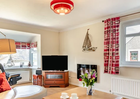 The living room at Sanderling House, Dale