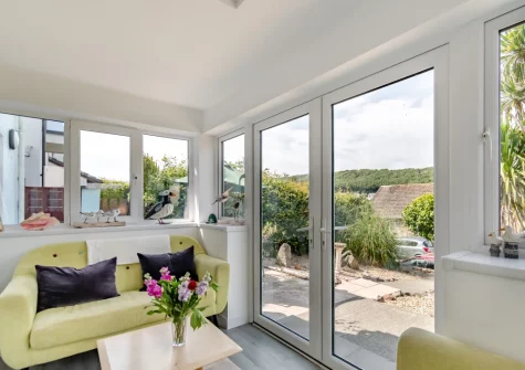 The sun room at Sanderling House, Dale