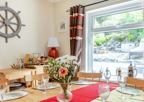 The dining room at Sanderling House, Dale